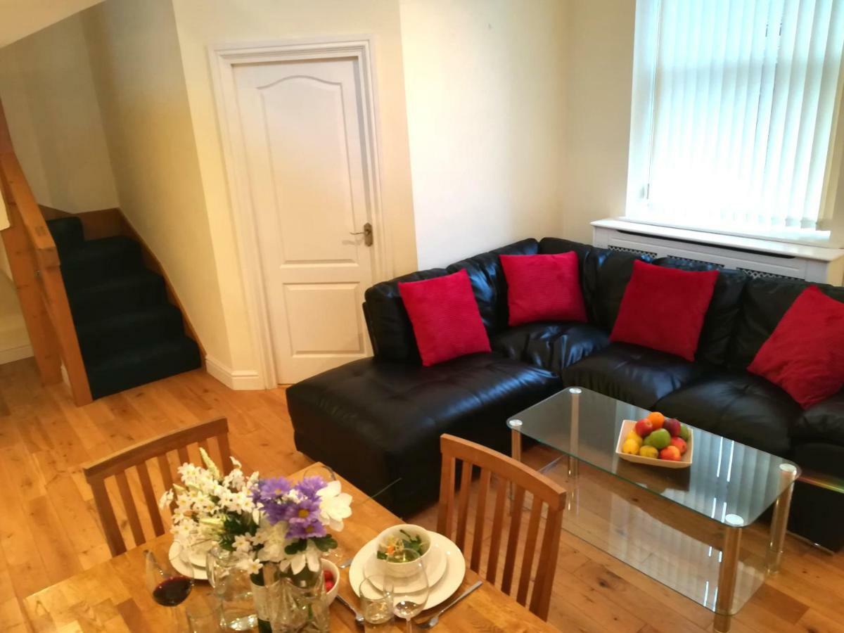 Modern, 2 Bedroom Apartment With Sofa Bed, Uplands, 斯旺西 外观 照片